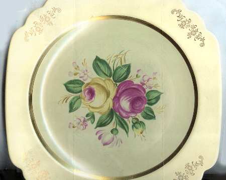 HLC2592 by Homer Laughlin 
