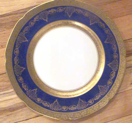 HUT1837 Dinner Plate