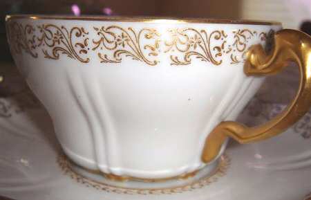 H3774 Flat Cup & Saucer Set
