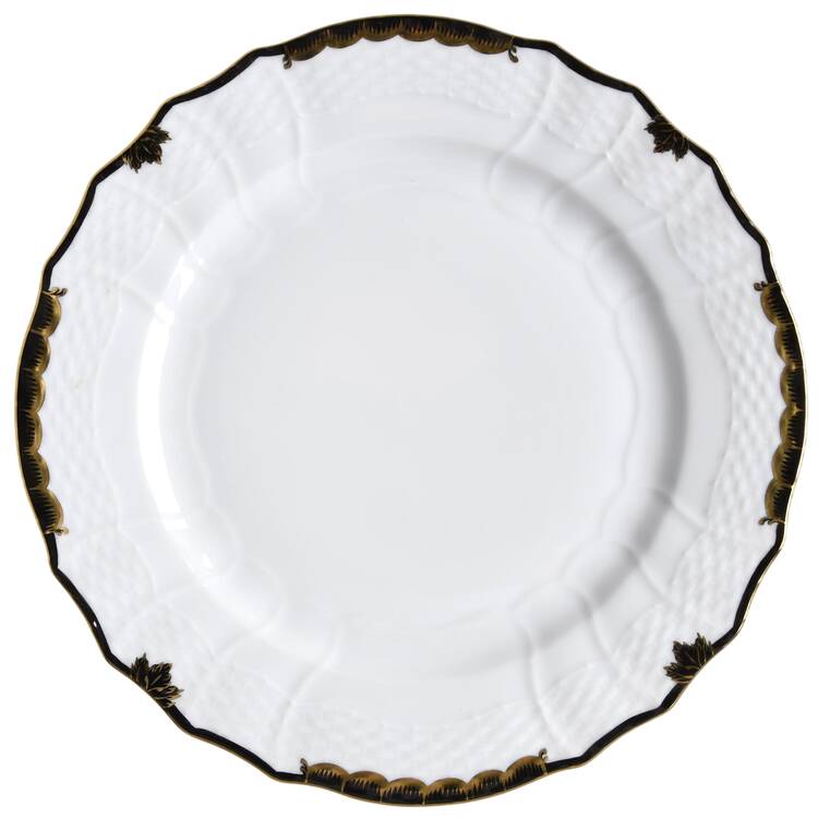 Princess Victoria Black Service Plate (Charger)