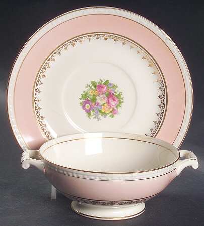 G3314 Footed Cream Soup Bowl & Saucer Set
