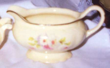 Fluffy Rose (Gold Trim) Creamer
