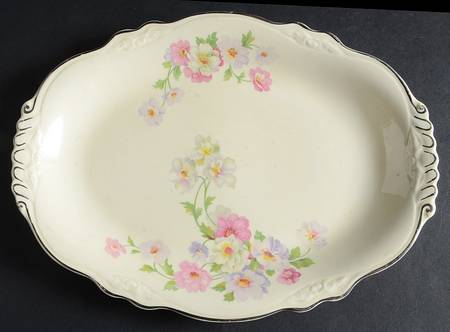 Fluffy Rose (Gold Trim) by Homer Laughlin 