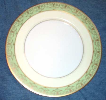 HUT1872 Dinner Plate