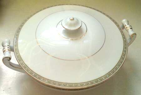 HWC41 Round Covered Vegetable