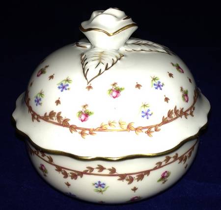 Vieux Sevres 4" Round Box & Lid