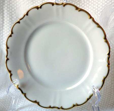 02696 Dinner Plate