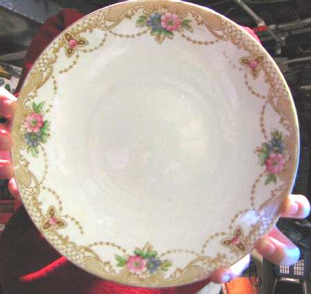 HMW5 Saucer