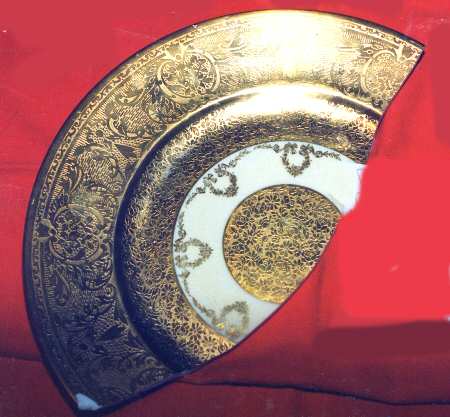 HUT1896 Service Plate (Charger)