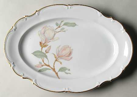 Magnolia (8230, Sylvia, White) 15" Oval Serving Platter