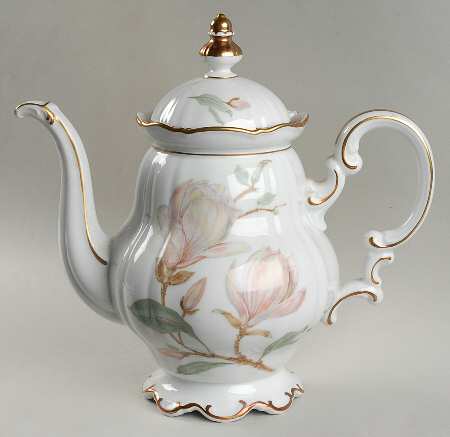 Magnolia (8230, Sylvia, White) Coffee Pot & Lid
