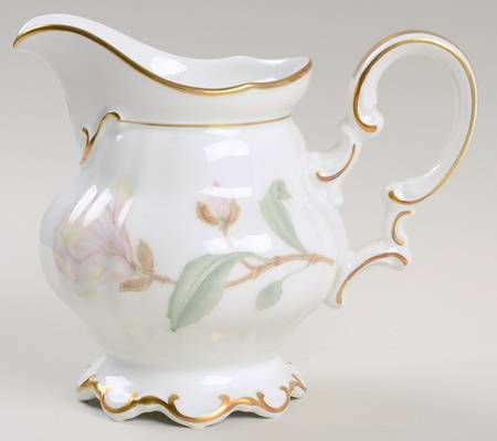 Magnolia (8230, Sylvia, White) Creamer