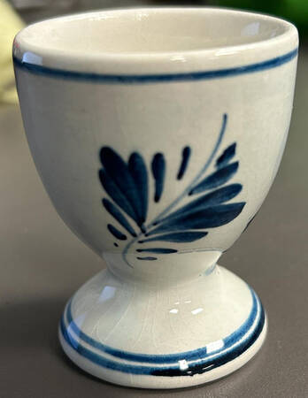 HLA18 Single Egg Cup