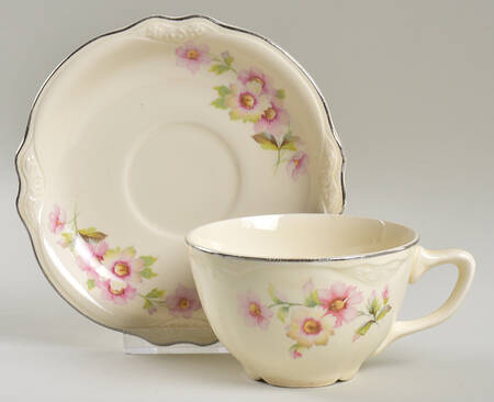 JJ59 Flat Cup & Saucer Set