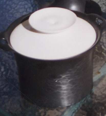 Z Ware White Black Bean Pot & Lid