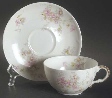 Schleiger 331-12 Flat Cup & Saucer Set