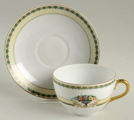 5993 Flat Cup & Saucer Set