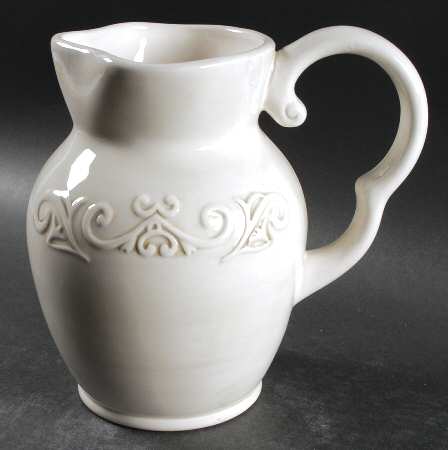 Valencia 64 Oz Pitcher