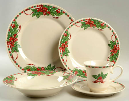 Tartan Ribbon (Cream Background, Gold Trim) 5 Piece Place Setting
