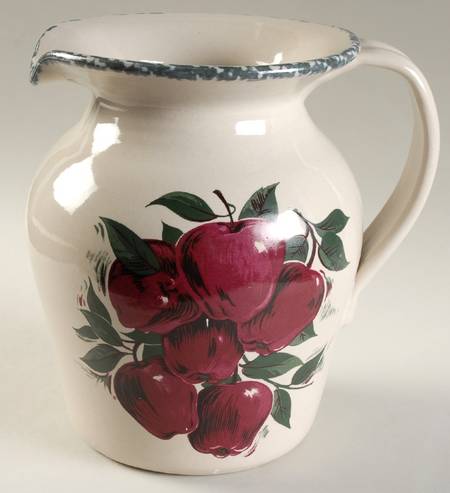 Apple 64 Oz Pitcher