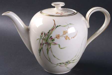 Drazene Ivory Coffee Pot & Lid