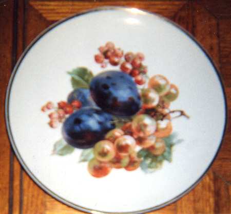 HUT1932 Salad Plate