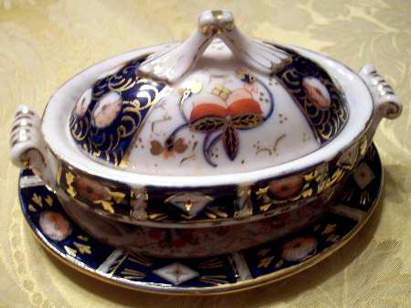 H1O1 Sauce Boat & Lid with Underplate