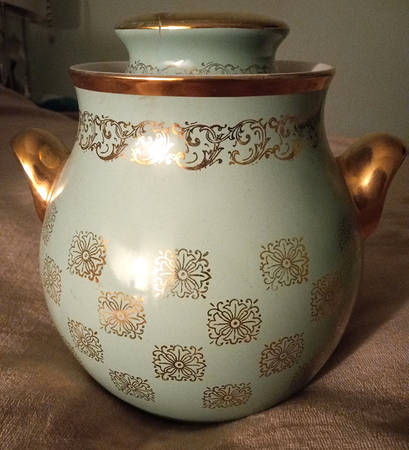 Gold Label Kitchenware Medallion Zeisel Style Cookie Jar & Lid