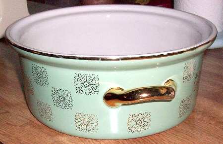 Gold Label Kitchenware Medallion 1.75 Qt Round Covered Casserole No Lid