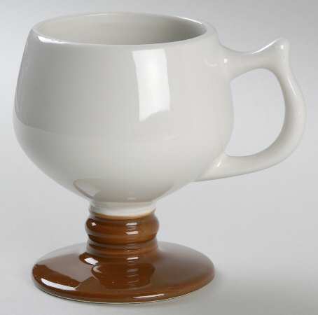 2274 Footed Mug