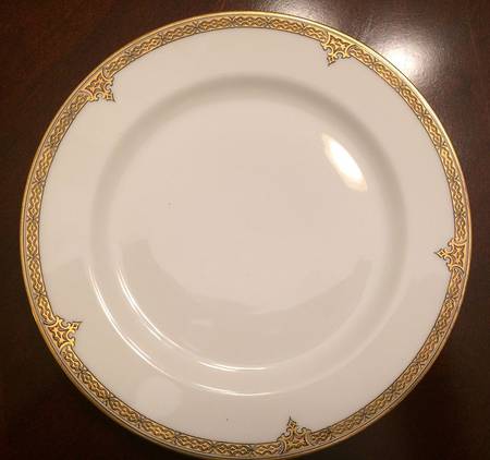 H3999 Dinner Plate