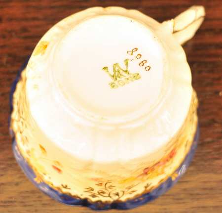 8980 Footed Cup