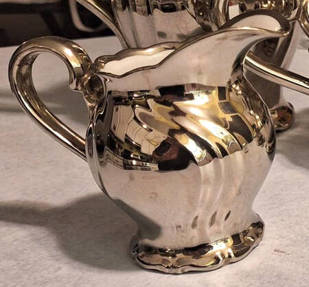 HUT1960 Creamer
