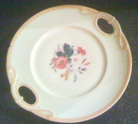 H4026 Handled Cake Plate
