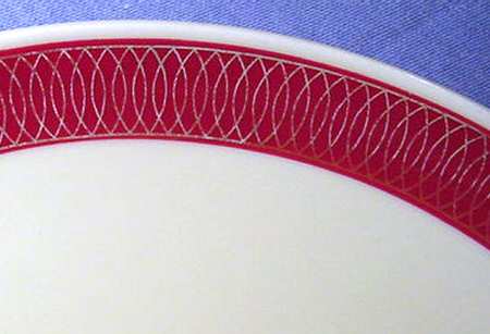 HUT1979 Dinner Plate