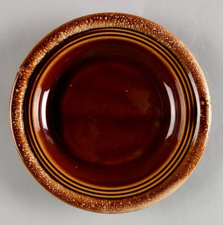 Brown Ring Salad Plate