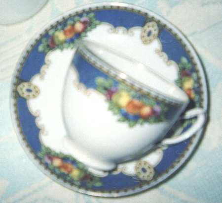 Somerset Footed Cup & Saucer Set