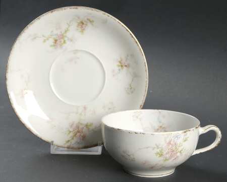 Schleiger 839-4 Flat Cup & Saucer Set