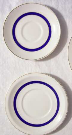 H4087 Saucer