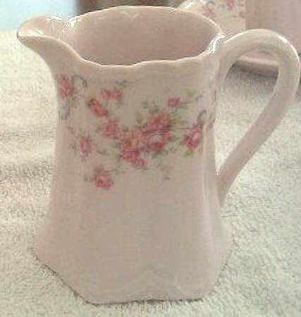 HUT2010 Creamer