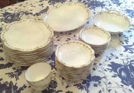 H4124 12" Oval Serving Platter