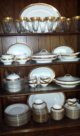 HUT2021 Oval Covered Vegetable