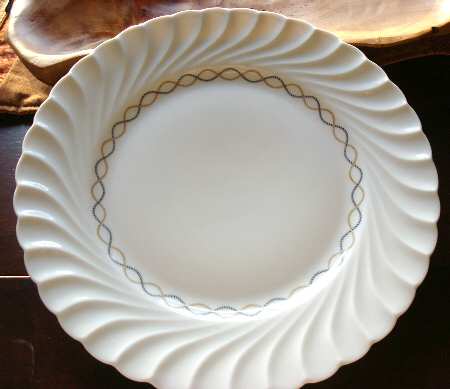 H4135 Dinner Plate
