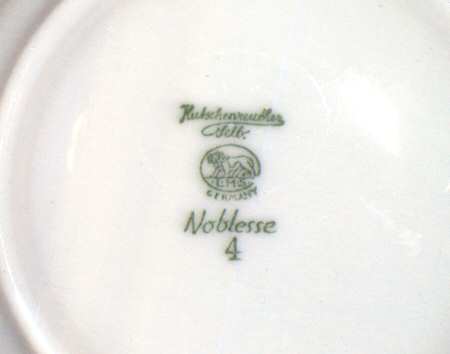 9062 Flat Cup
