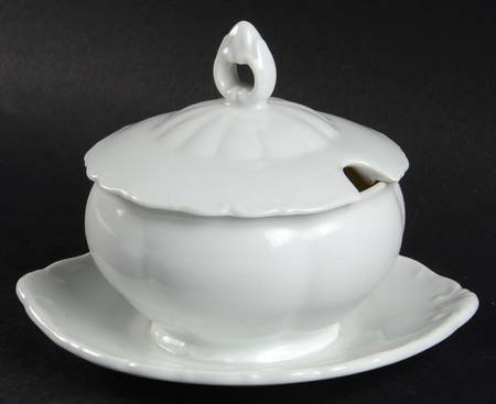HCZ161 Mayonnaise with Attached Underplate & Lid