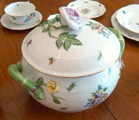 HER76 Tureen &  Lid