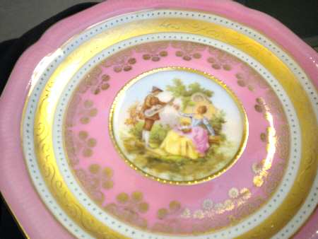 HUT2051 Luncheon Plate