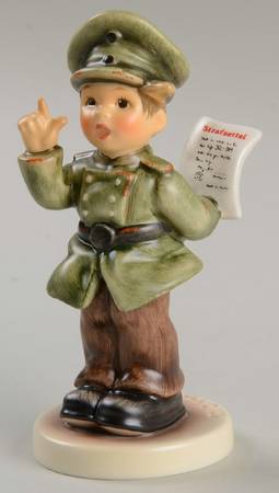 Halt! by M.I. Hummel