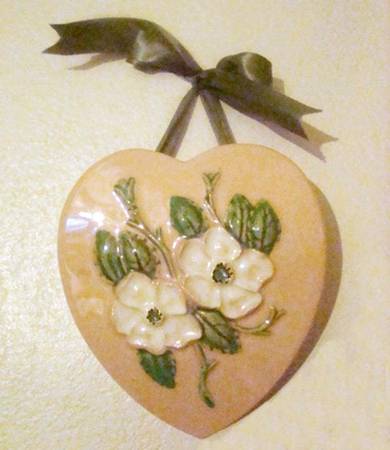 Rosella Wall Pocket Vase