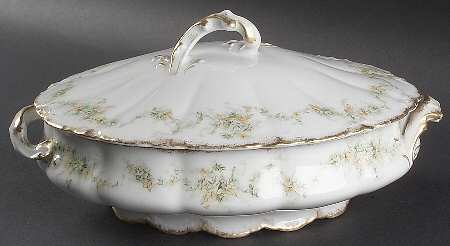 Schleiger 341-9 Oval Covered Vegetable